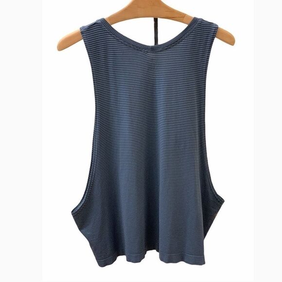 Nux Activewear Tank   - Picture 2 of 2
